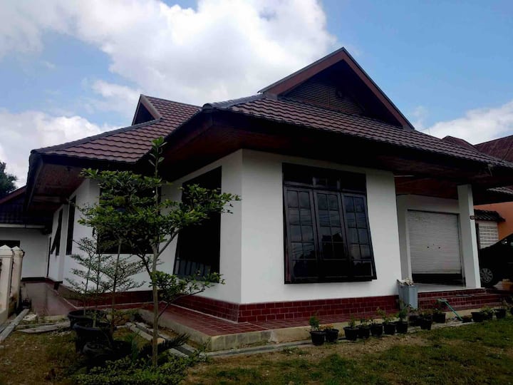 Harga Pembuatan Rumah  Kayu Kabupaten Lima Puluh Kota TERMURAH