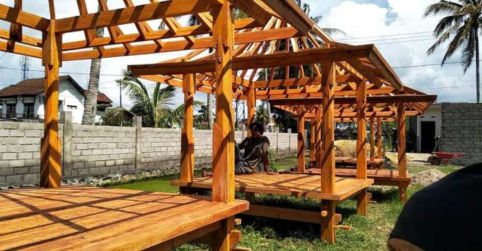 Jasa Pembuatan Gazebo Kayu Kabupaten Tanah Bumbu TERMURAH