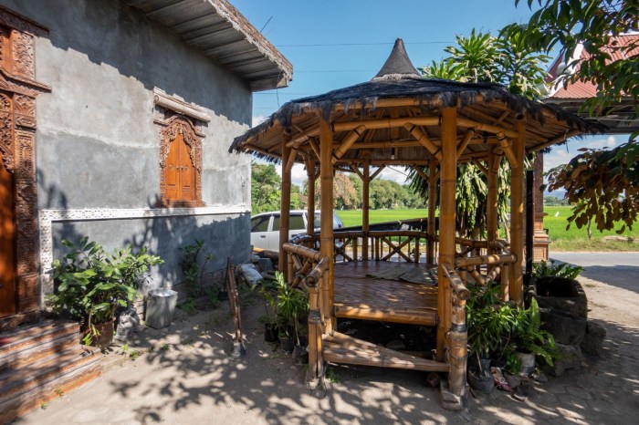 Kontraktor Pembuatan Gazebo Kayu Kabupaten Sumba Tengah TERMURAH