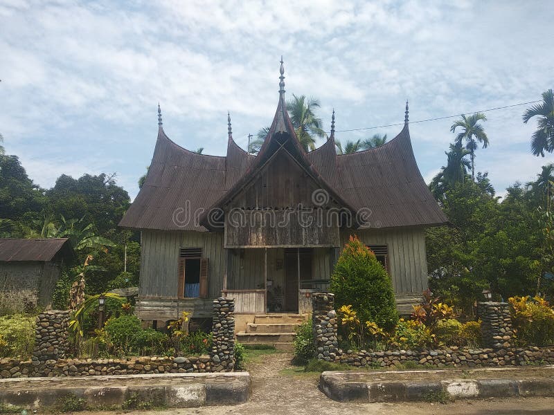 Kontraktor Pembuatan Rumah  Kayu Kabupaten Sijunjung TERMURAH